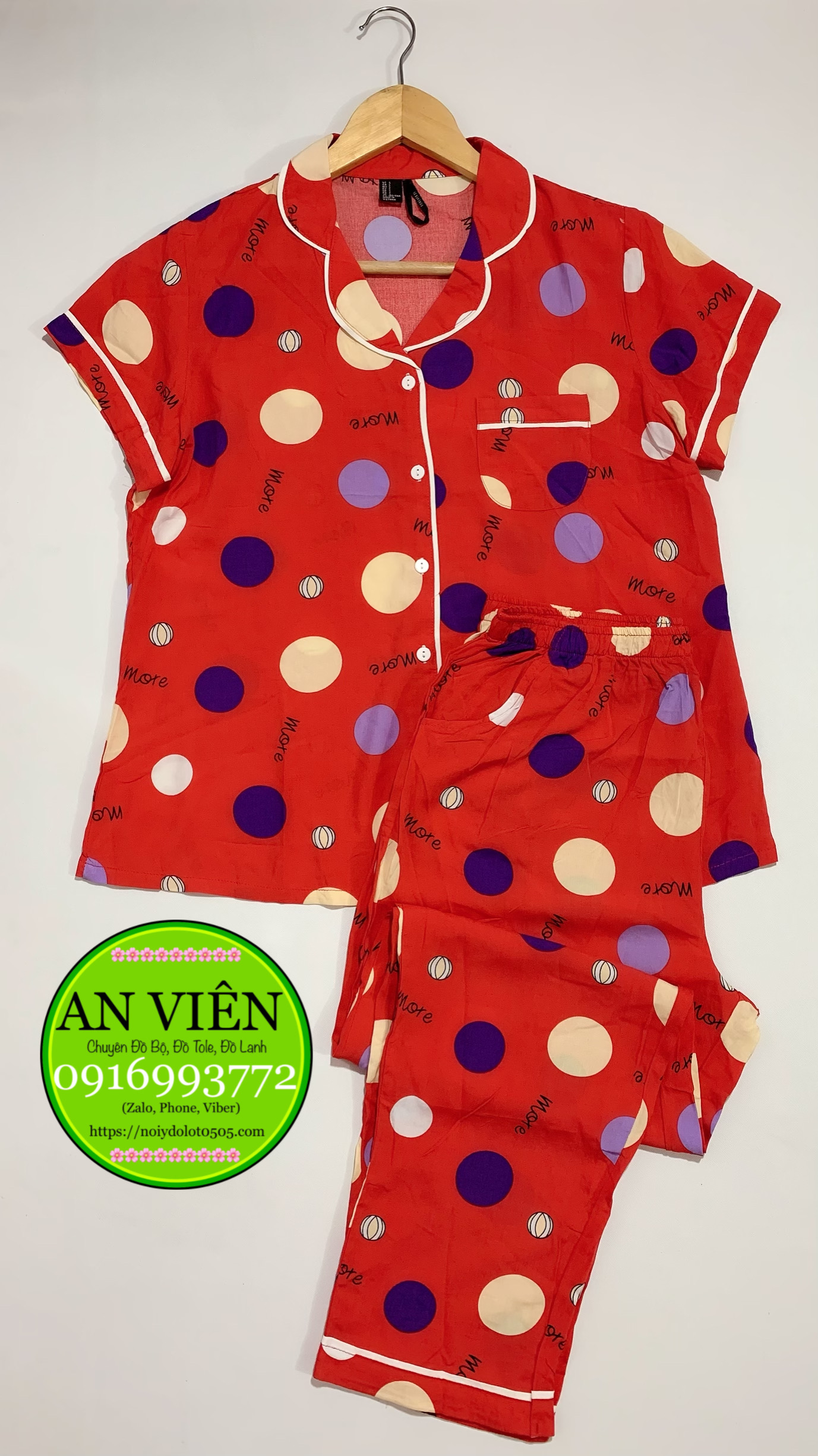 FB9ADE62-A7D7-48E5-A8E5-E509643A8BD3